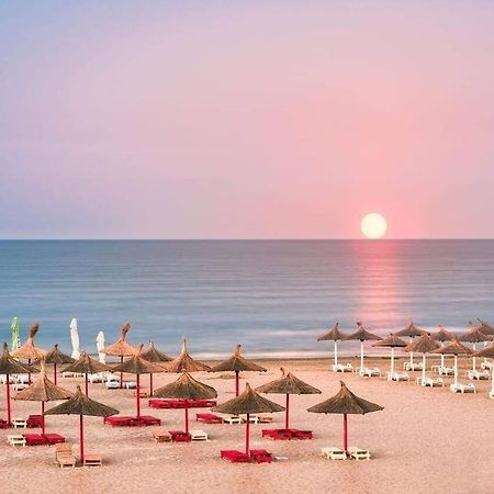 B&P Apartments Mamaia Nord 5 Năvodari Kültér fotó